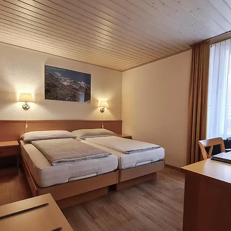 Roessli Hotel 2*